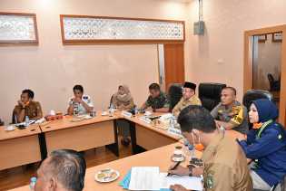Kepada Gubri, Plh Bupati Bengkalis Laporkan Kedatangan 93 Warganya dari Malaysia