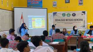 Kukerta UNRI Sosialisasikan Mitigasi Bencana ke Siswa SMP 2 Bengkalis