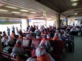 Pukul 16.05 WAS, JCH Kabupaten Bengkalis Tiba di Madinah