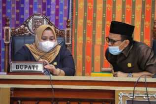 Seluruh Fraksi DPRD Bengkalis Terima LKPJ Bupati Tahun 2021, Capaian Pendapatan Daerah Turut Diapresiasi