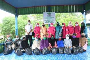 DWP Bengkalis Salurkan Paket Sembako di Kecamatan Bukit Batu