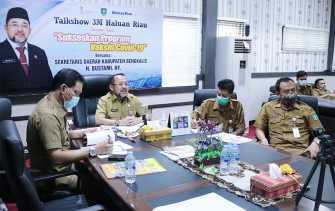 Jadi Narasumber Talk Show, Bustami HY Paparkan Program Vaksin Covid-19 di Bengkalis