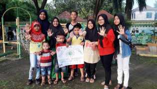FANKALIS Peringati Hari Anak Sedunia Bersama Anak-anak Sekitar Taman Kota