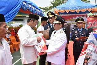 3 Langsung Bebas, Bupati Bengkalis Serahkan Pemberian Remisi 647 Napi