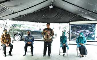 Kunjungi  RSUD Mandau, Pj Bupati Bengkalis Berikan Apresiasi Kepada Tenaga Medis dan Tanya Insentif 