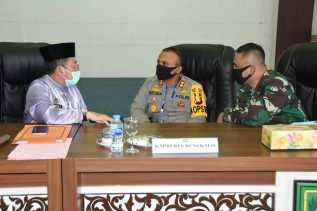 Personil Polres dan Kodim 0303/Bengkalis Siap Bantu Pemakaman PDP Covid-19