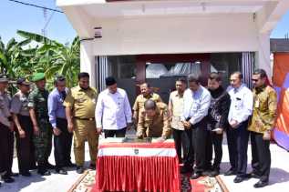 Bupati Amril Mukminin Resmikan Kantor Kas BRK Tanjung Medang