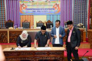 Bupati Kasmarni Bersama Ketua DPRD Bengkalis Teken Nota Kesepakatan MoU KUA-PPAS 2023