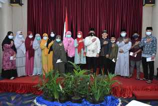 Beri Motivasi, Pj Bupati Kunjungi 12 Peserta Asal Bengkalis pada MTQ Nasional di Sumbar