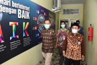    Sekda Bengkalis Terima Kunjungan Tim Monev KI Riau Ke PPID Utama Diskominfotik Bengkalis