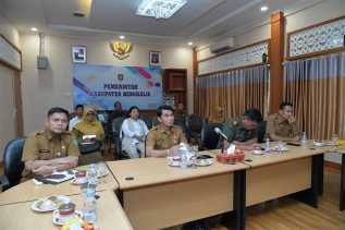 Bupati Meminta Disnakertrans Segera Terapkan Upah Minimum 2024