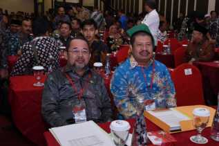 Bupati Amril Mukminin dan Sekda H Bustami Hadiri Rakornas Pemantapan Pemilu Serentak 2019 di Batam