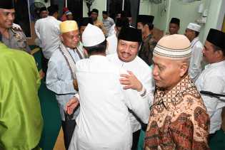 Antusiasme Masyarakat Muara Basung Ikuti Nuzul Qur'an 1440 H