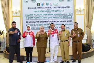 Pemkab Bengkalis Tandatangani MoU dengan Kemenkumham Riau dan BPS Bengkalis 
