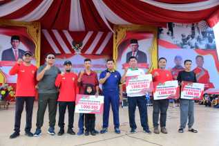 CFD Kelurahan Kota Gelar Senam Bersama dan Jalan Sehat Diikuti Ribuan Masyarakat
