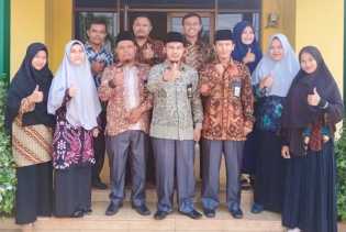 Hari Batik Nasional, Baznas Ikut Berbatik