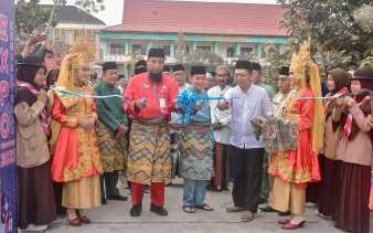 Bupati Bengkalis Buka Kemandirian Pesantren Expo Tahun 2023