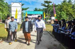 Bupati: Ponpes Darussalam Al Bantani Harapan Penguat Pendidikan Agama di Bengkalis