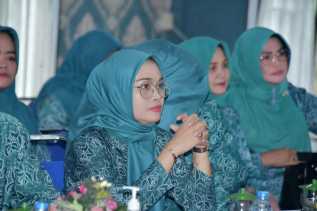 Tim Penggerak PKK Kab. Bengkalis Ikuti Gerakan Tanam Cabe Serentak Se-Indonesia