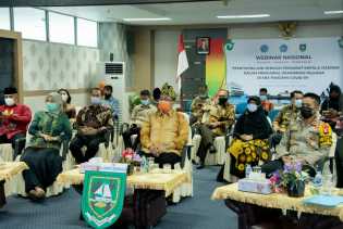 Pelaksanaan Webinar Nasional Secara Virtual Sukses