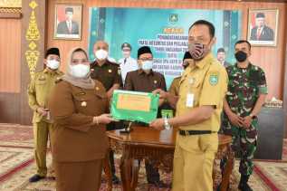 Bupati Kasmarni Harapkan Kepala Perangkat Daerah Ciptakan Terobosan Baru
