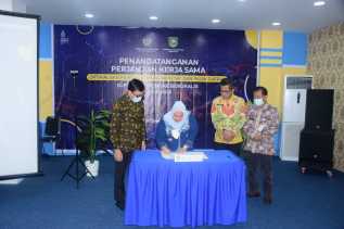 Optimalisasi Pemungutan Pajak Daerah dan Pusat, Kasmarni Tandatangani PKS Bersama DPJ dan DJPK