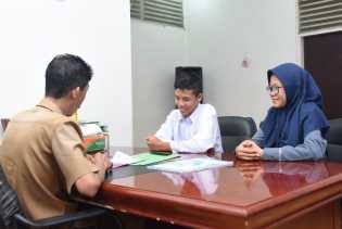 Dua Pelajar SMKN 1 Sungai Apit Kabupaten Siak PKL di Diskominfotik Bengkalis