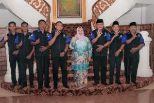 Bupati Kasmarni Sambut Baik Keberadaan Pengurus Daerah Kerukunan Bubuhan Banjar 