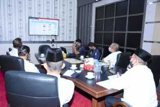 Plh Bupati Ikuti Rakor Pemilukada