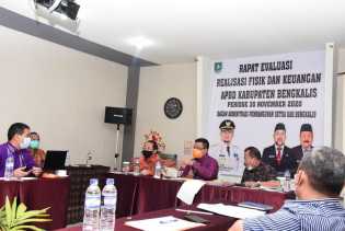 Pj Bupati Bengkalis Pimpin Rapat Evaluasi Realisasi Fisik dan Keuangan APBD Tahun 2020