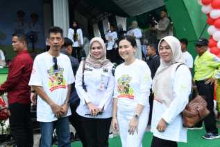 Bupati Kasmarni Hadiri Peringatan Hari Anak Nasional, Tegaskan Komitmen Perlindungan Anak