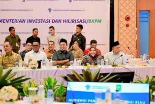 Bupati Bengkalis Temui Menteri Investasi: Siap Sambut Investor Masuk ke Negeri Junjungan