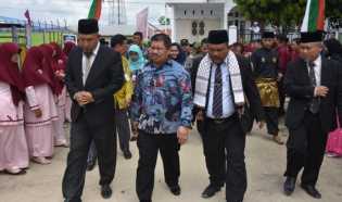 Bupati Amril Ajak Seluruh Santri di Daerah ini Tampil Heroik