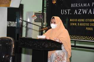 Tak Hanya Membangun Fisik, Bupati Kasmarni Ajak Bersama Bangun Mental Spiritual
