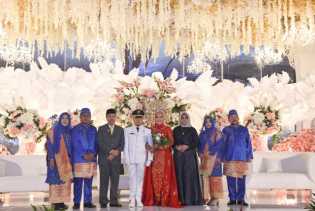  Gubri Syamsuar Jadi Irup Prosesi Dharma Asta Bratha Putra Sekda Bengkalis