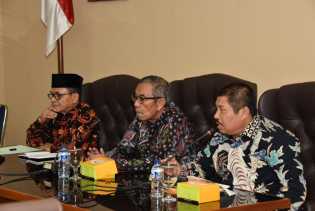 Bupati Amril, Semoga Menjadi Kado Istimewa pada Hardiknas 2019