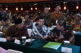  Bupati Amril Mukminin: 