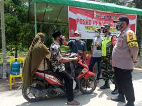 Tim Satgas Covid-19 Sosialisasi Pakai Masker Bagi Masyarakat Desa Sei Siput