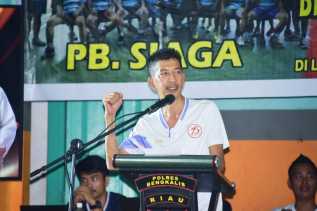 Turnamen Badminton Bhayangkara Polres Bengkalis Cup Resmi Dimulai, Bupati Kasmarni Ucapkan Bertanding dan Junjung Sportivitas