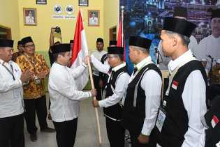 Terbang ke Batam dan Madinah, 445 JCH Resmi Dilepas Bupati Bengkalis
