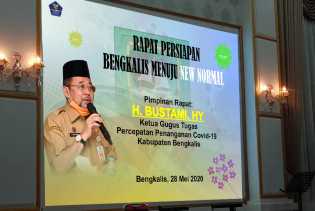  Plh. Bupati Bengkalis Pimpinan Rapat Persiapan Bengkalis Menuju New Normal