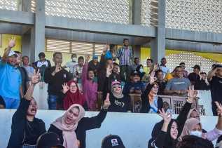 Bupati Kasmarni Saksikan Semifinal di Stadion M Ali, Bupati FC Melaju ke Final