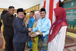 Bupati Amril Mukminin: “Pendamping Desa dan Kelurahan Jangan Jadi Provokator”