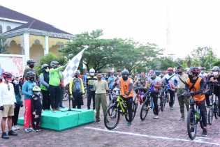 Plh Bupati Lepas Peserta Fun Bike Mengenal Pulau Bengkalis
