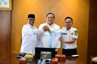 Sekda Riau dan Sekda Bengkalis Rapat Bahas Rencana Pembangunan Jembatan Sumatera-Bengkalis