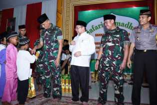 Anak Yatim Ucapkan Terima Kasih ke Danrem 031/Wirabima