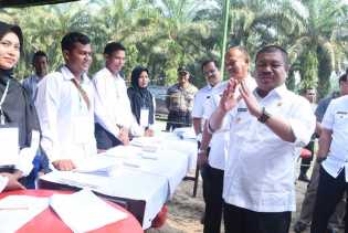 Bupati Tinjau TPS 01 dan 02 Desa Harapan Baru