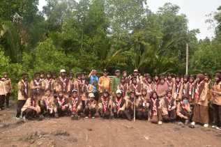 Kwarcab Pramuka Bengkalis Gelar Aksi Cinta Lingkungan di Kawasan Mangrove