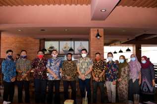 Diskominfotik Bengkalis Studi Banding ke Diskominfo Batam 