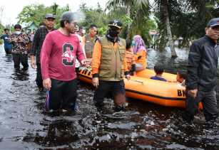Wabup Bagus Tinjau Beberapa Titik Lokasi Terdampak Banjir